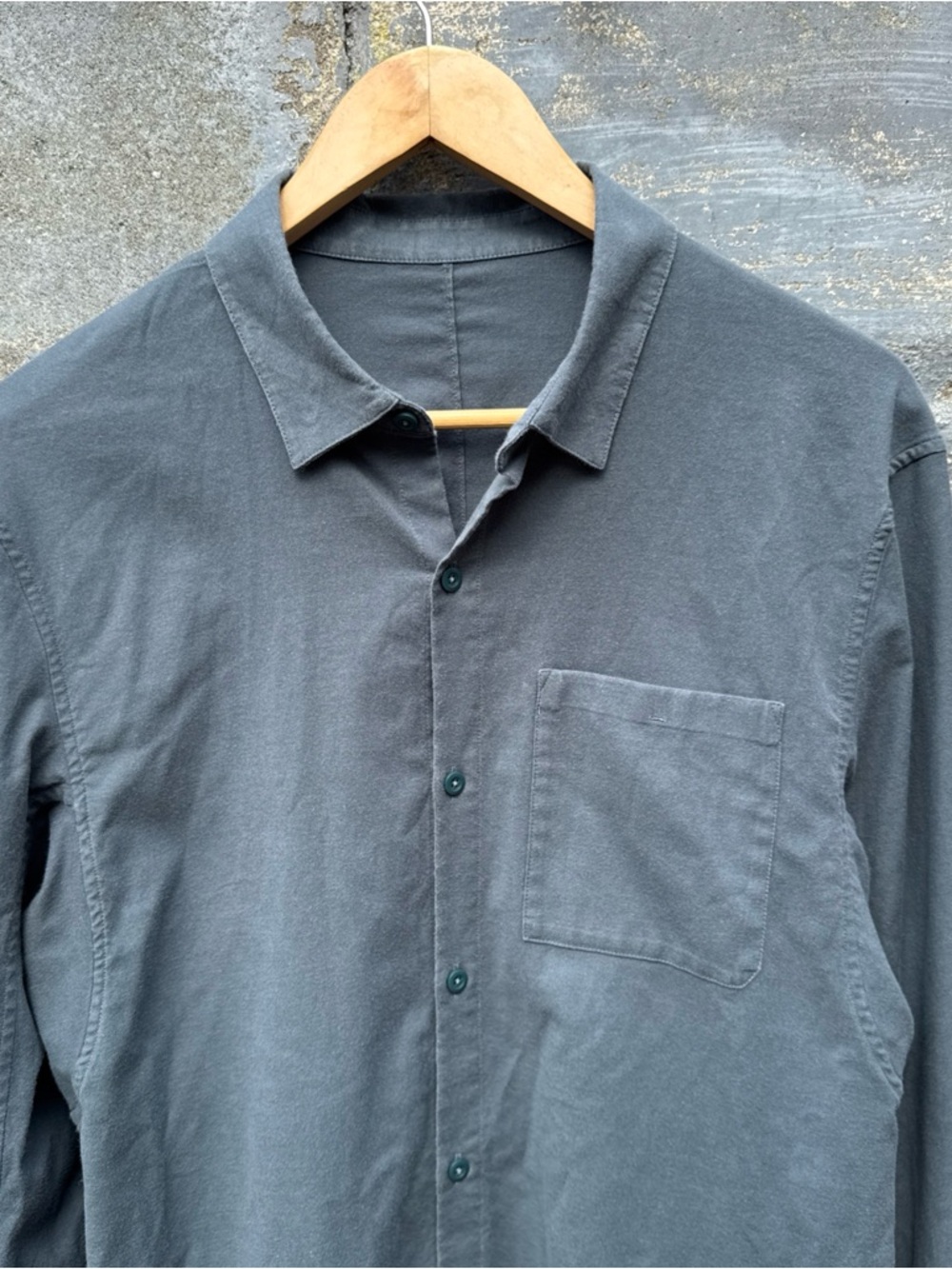 Lululemon Commission Shirt Men’s Medium Blue Long Sleeve Button Up Stretch Work